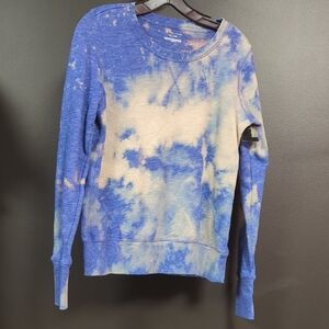 Tek Gear Women's Blue and Cream Tie-Dye Sweater